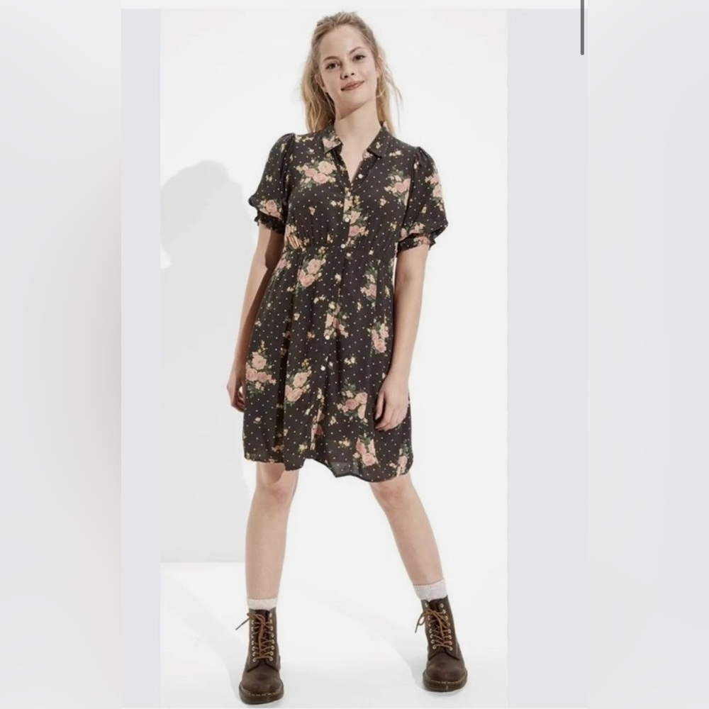 NWOT American Eagle Outfitters Button Up Shirt Dress with Pink Floral Pattern